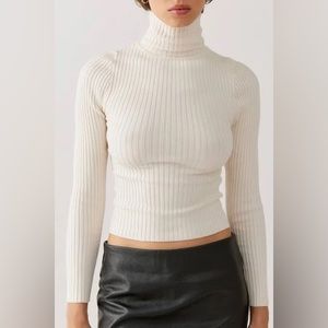 Urban Outfitters BDG Hudson Turtleneck Sweater in Ivory (Large) NEW WITH TAGS